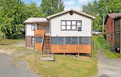 219 Perry Ave, Hazard, KY 41701