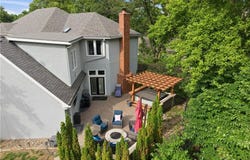 7505 El Monte Circle, Prairie Village, KS 66208