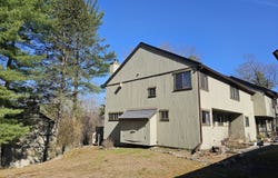 24 Fox Run, Woodbury, CT 06798