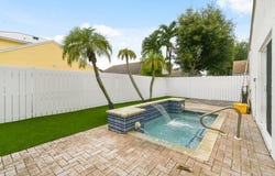 102 Pennock Landing Circle, Jupiter, FL 33458