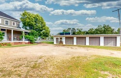 200 GORDON AVE, Thomasville, GA 31792