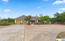 300 Logans Way, Blanco, TX 78606