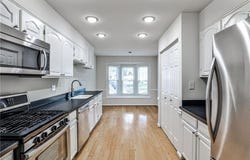 52 Sutton Place, Avondale Estates, GA 30002
