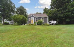 3 Riverside Parkway, Battle Creek, MI 49015