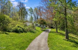 1161 Essary Road, Tazewell, TN 37879
