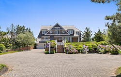 1437 Ocean Avenue, Mantoloking, NJ 08738