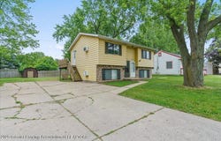 4733 S Pennsylvania Avenue, Lansing, MI 48910