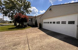 1956 Country Club Avenue, Youngstown, OH 44514