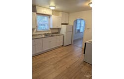 388 SE 2nd St, Ontario, OR 97914