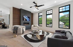 8200 Main, Woodstock, GA 30188