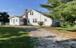 2572 May Road, Talbott, TN 37877