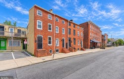 16 W CROSS Street, BALTIMORE, MD 21230