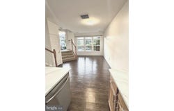 9544 WALKER Way, MANASSAS PARK, VA 20111