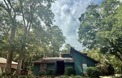 140 Booth Circle, Ocean Springs, MS 39564
