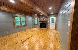 749 Sunflower Dr, Hartwell, GA 30643