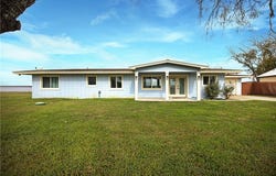 140 Zenna Drive, Mathis, TX 78368