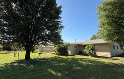 105 W Elm Street, Gustine, TX 76455