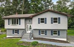 52 Bull Pine Road, East Stroudsburg, PA 18301