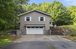 8339 Childsdale Avenue NE, Rockford, MI 49341