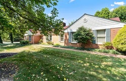 1916 APPLEWOOD Circle, HAGERSTOWN, MD 21740