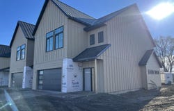 15 E Duke St., Vermillion, SD 57069