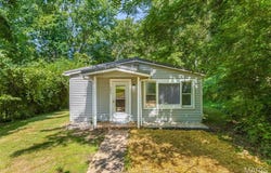 1013 E Karsch Boulevard, Farmington, MO 63640