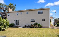 2321 EDGELY ROAD, LEVITTOWN, PA 19057