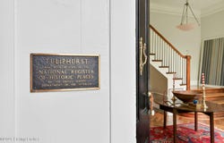 115 Tuliphurst Dr, Pewee Valley, KY 40056