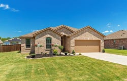 455 Kerens Street, Nevada, TX 75173