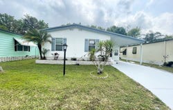 256  Queen Mary Loop, Lakeland, FL 33805