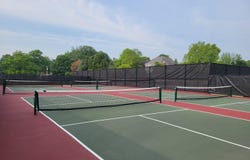 217 Prestwick Drive, Valparaiso, IN 46385