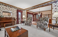 1036 E Talbot Street, Arlington Heights, IL 60004