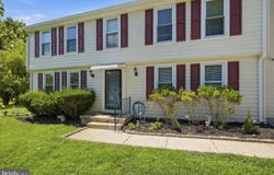 8 SUNNYKING DR, REISTERSTOWN, MD 21136