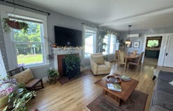 99 Pine Street, Paris, ME 04281