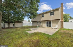 42 AVERY, WILLIAMSTOWN, NJ 08094