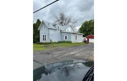 15 E Hatfield St, Massena, NY 13662