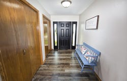 W208n16591 Celtic Ct, Jackson, WI 53037