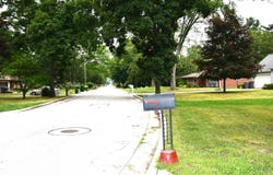 1327 E Reynolds Street, Goshen, IN 46528-4227
