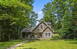 3004 South Shore Drive W, Galway, NY 12086