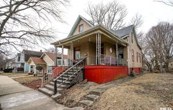 1821 N INDIANA Avenue, Peoria, IL 61603