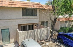 5621 S CAPTAIN KIDD Court, Tempe, AZ 85283