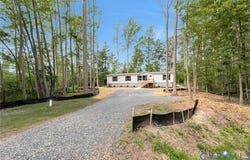 15263 Cross County Road, Mineral, VA 23117