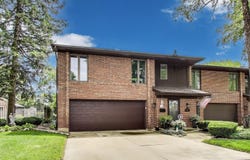 285 Boardwalk Place, Park Ridge, IL 60068