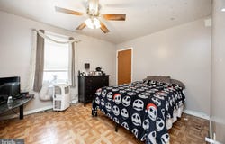 915 SPRING MILL AVENUE, CONSHOHOCKEN, PA 19428