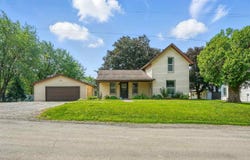 615 Lincoln Street, Ainsworth, IA 52201