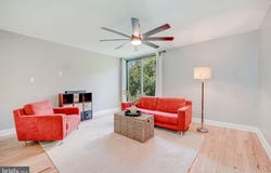 11467 WASHINGTON PLAZA W, RESTON, VA 20190