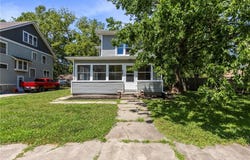 526 S Maple Street, Ottawa, KS 66067