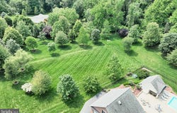 SHADY DELL ROAD, YORK, PA 17403