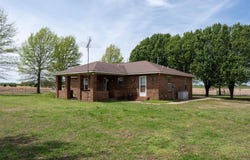 384045 E 1040 Road, Okemah, OK 74859