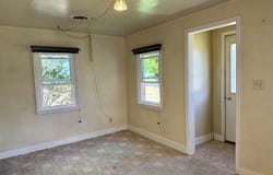 1031 E 1st Ave, Mitchell, SD 57301
